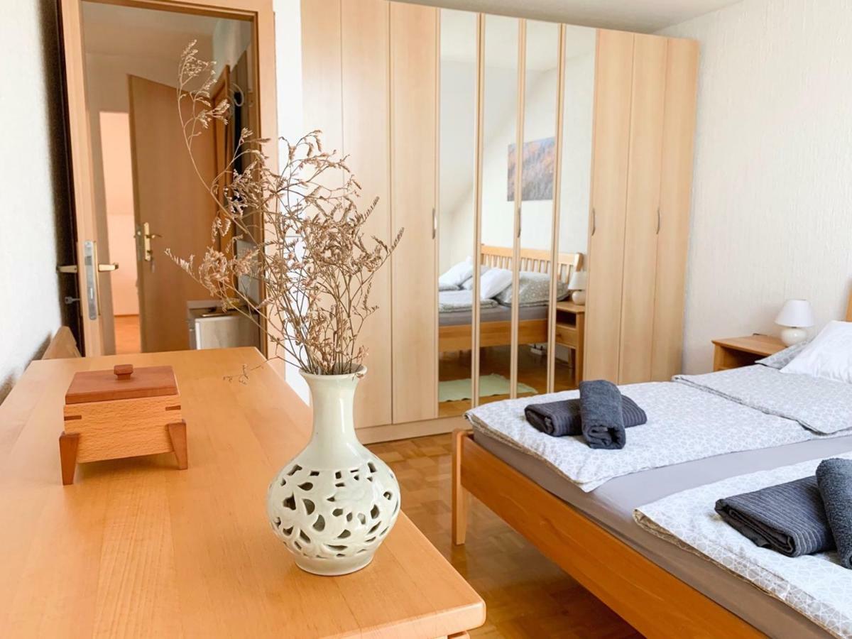 Ela'S Apartment Komenda Dış mekan fotoğraf